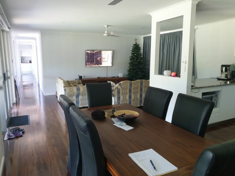 428-430 Varley St, Yorkeys Knob QLD 4878