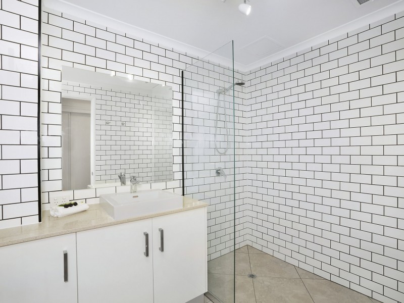 Unit 209/6 Triton Street, Palm Cove QLD 4879