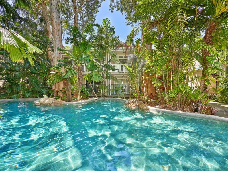 Unit 209/6 Triton Street, Palm Cove QLD 4879