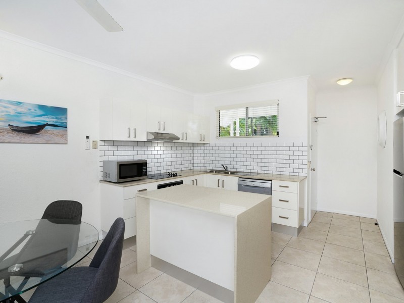 Unit 209/6 Triton Street, Palm Cove QLD 4879