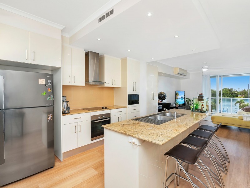 9/30-32 Fitzgerald Esplanade, Innisfail QLD 4860