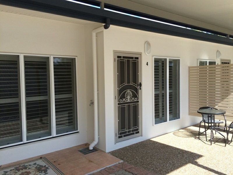 Unit 4/35-41 Upolu Esplanade, Clifton Beach QLD 4879
