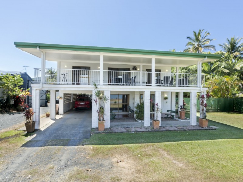 4 The Esplanade, Coconuts QLD 4860