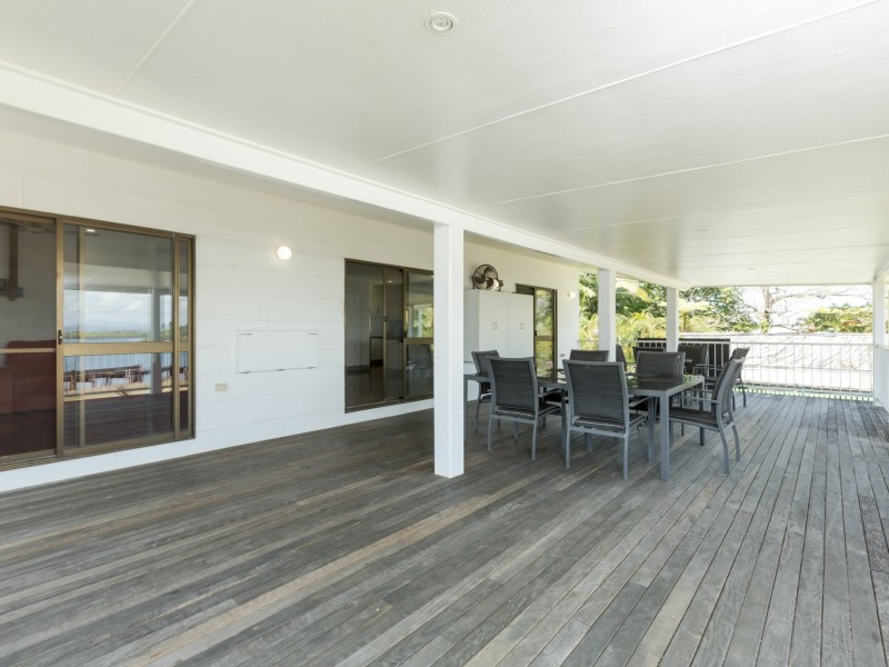 4 The Esplanade, Coconuts QLD 4860