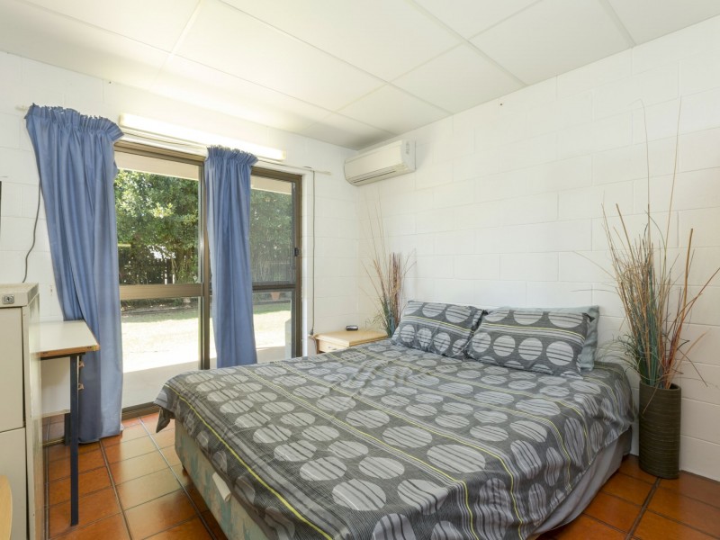 4 The Esplanade, Coconuts QLD 4860