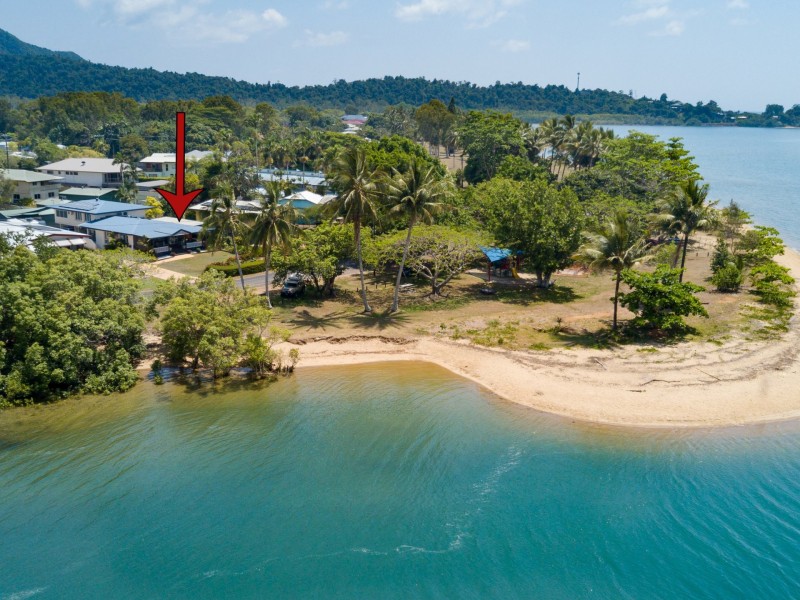 24 The Esplanade, Coconuts QLD 4860