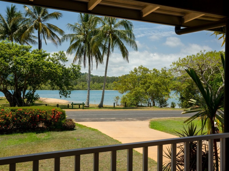 24 The Esplanade, Coconuts QLD 4860