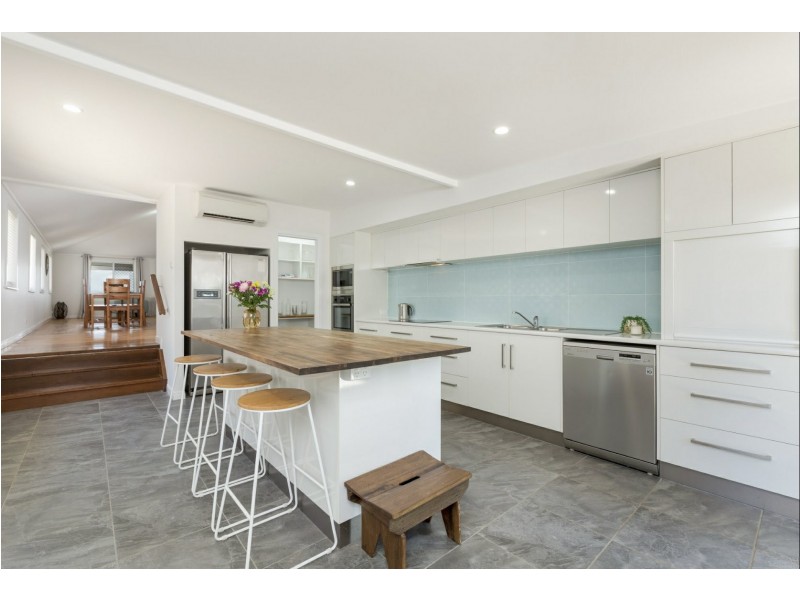 11 Agnes Street, East Innisfail QLD 4860