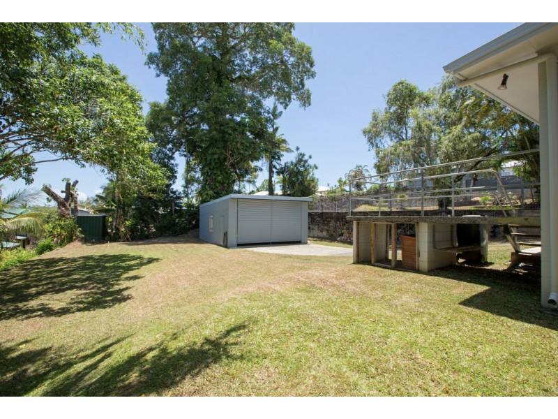 11 Agnes Street, East Innisfail QLD 4860