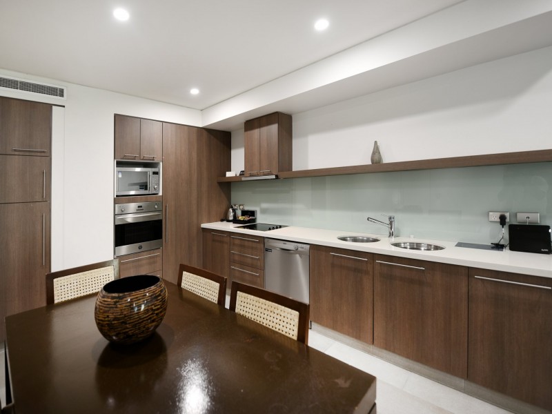 Apartment 328-329/5 Triton Street, Palm Cove QLD 4879