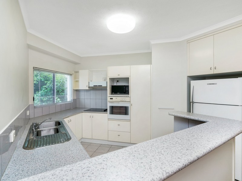 4/38 Moore Street, Trinity Beach QLD 4879