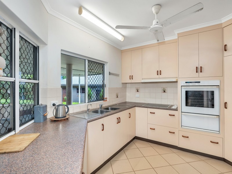 10 Meagher Close, East Innisfail QLD 4860