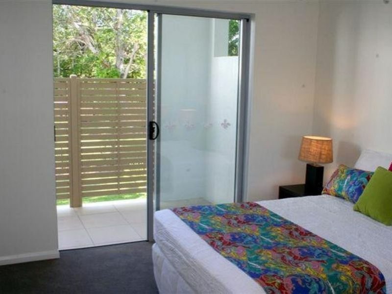 8/9-15 McLean Street, Cairns North QLD 4870