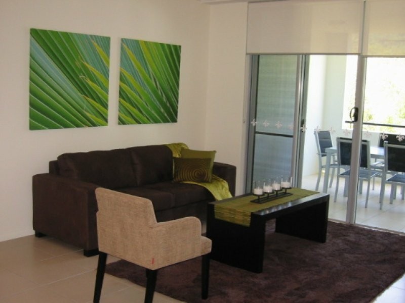 8/9-15 McLean Street, Cairns North QLD 4870