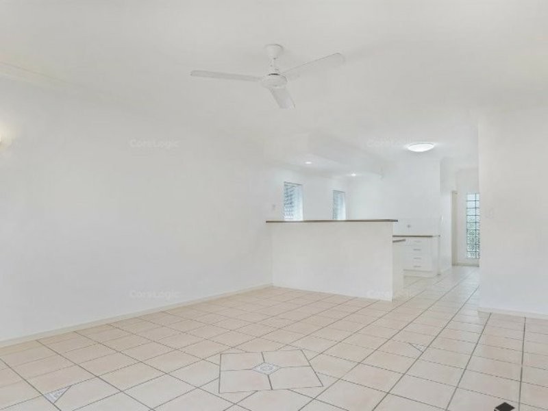 1/35 Rutherford Street, Yorkeys Knob QLD 4878