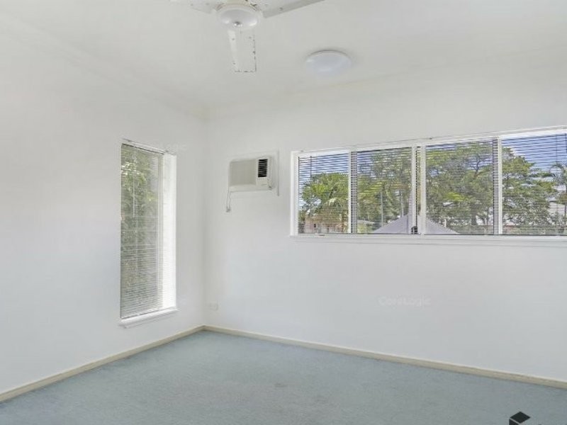 1/35 Rutherford Street, Yorkeys Knob QLD 4878