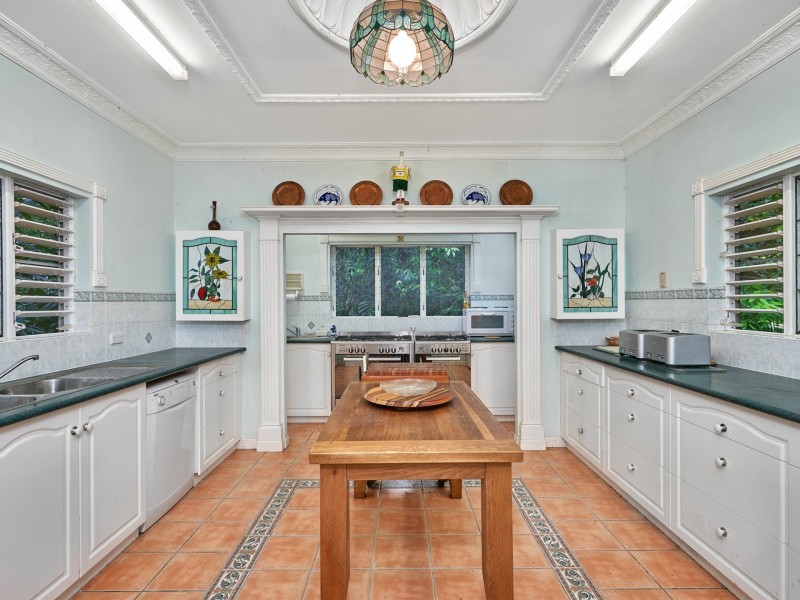 306 Ganyan Drive, Speewah QLD 4881