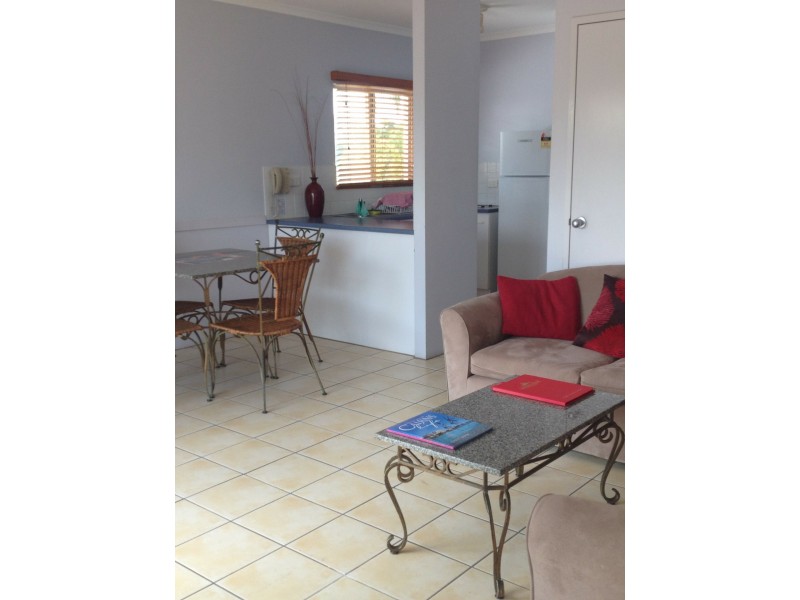 49/129-135 Oleander Street, Holloways Beach QLD 4878