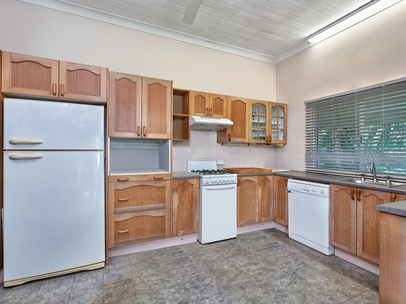 43 Best Street, Yorkeys Knob QLD 4878