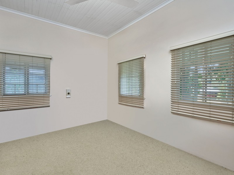 43 Best Street, Yorkeys Knob QLD 4878