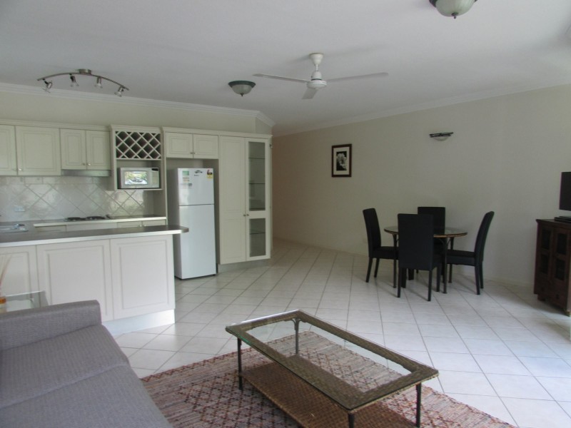 3/27 Sims Esplanade, Yorkeys Knob QLD 4878