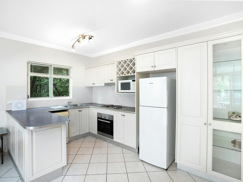 3/27 Sims Esplanade, Yorkeys Knob QLD 4878