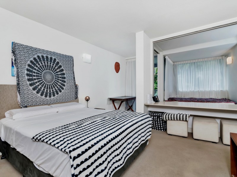 Apartment 2302/2-22 Veivers Road, Palm Cove QLD 4879