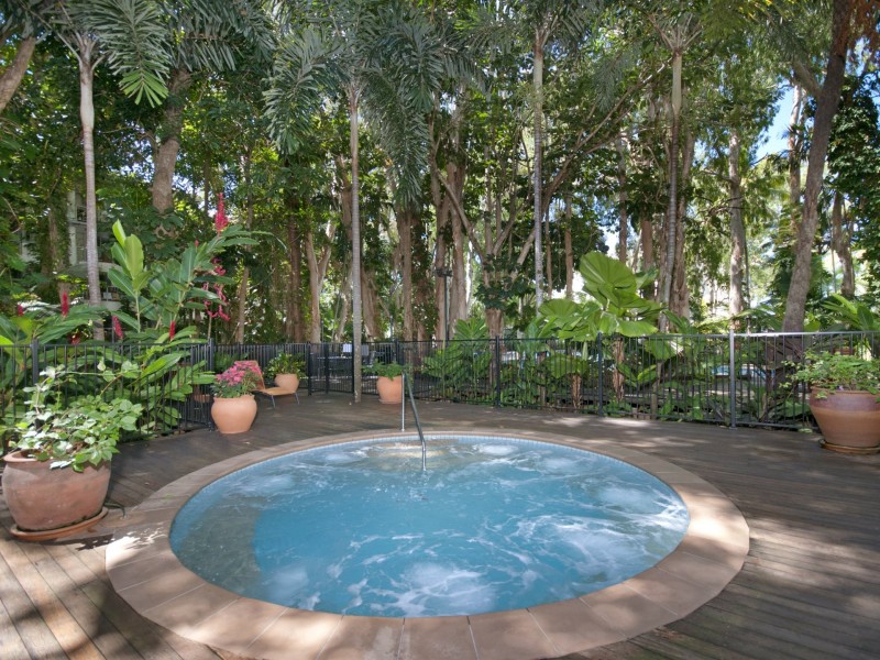 Apartment 2302/2-22 Veivers Road, Palm Cove QLD 4879