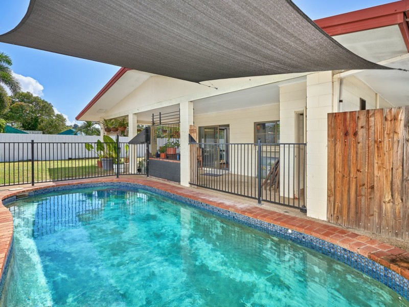 18 Fairway Street, Yorkeys Knob QLD 4878