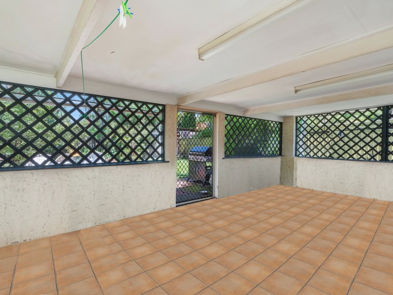 3 Jessie Close, Yorkeys Knob QLD 4878