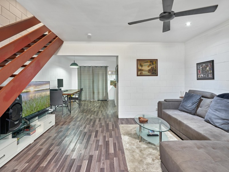 5/22-24 Fairweather Street, Yorkeys Knob QLD 4878