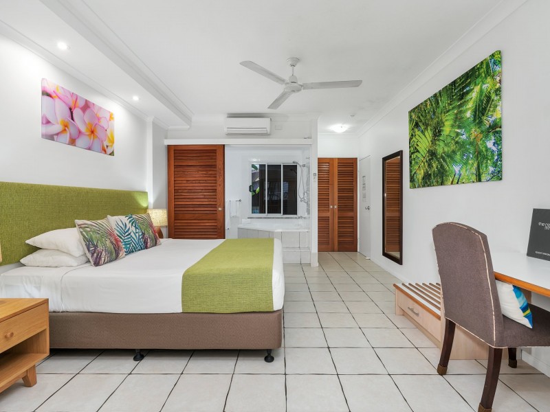 Unit 31/10-14 Amphora Street, Palm Cove QLD 4879