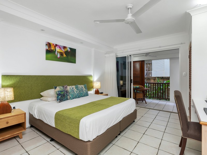 Unit 32/10-14 Amphora Street, Palm Cove QLD 4879