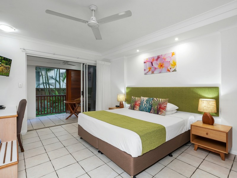 Unit 32/10-14 Amphora Street, Palm Cove QLD 4879