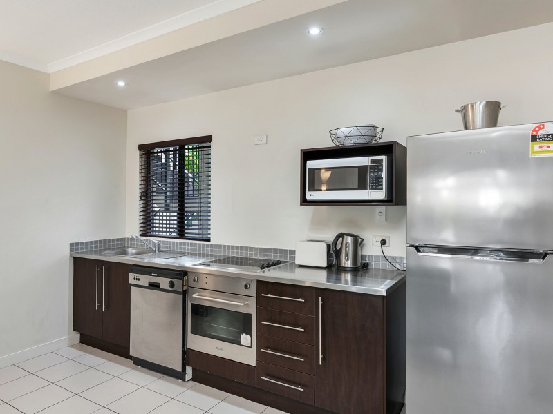 26/81-85 Cedar Road, Palm Cove QLD 4879