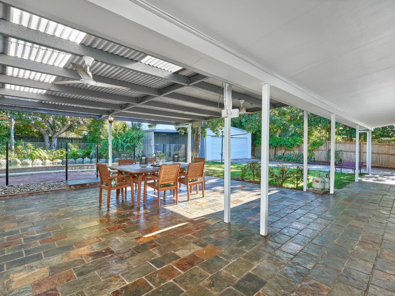 18 Baines Street, Clifton Beach QLD 4879