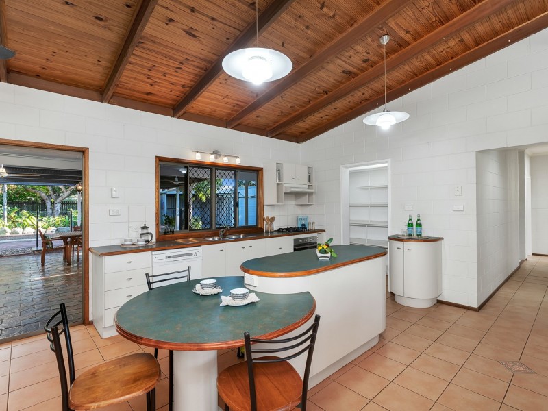 18 Baines Street, Clifton Beach QLD 4879