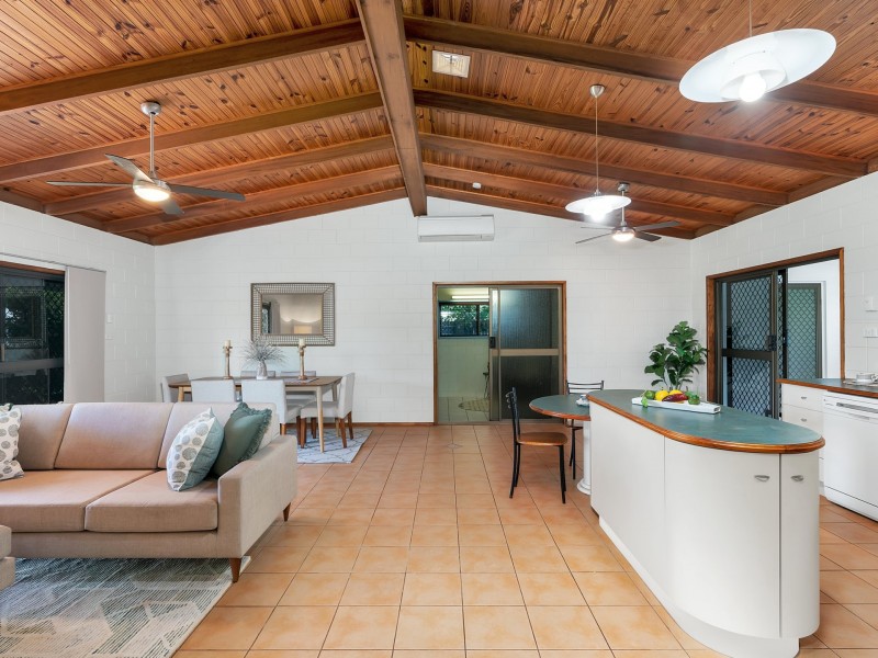 18 Baines Street, Clifton Beach QLD 4879