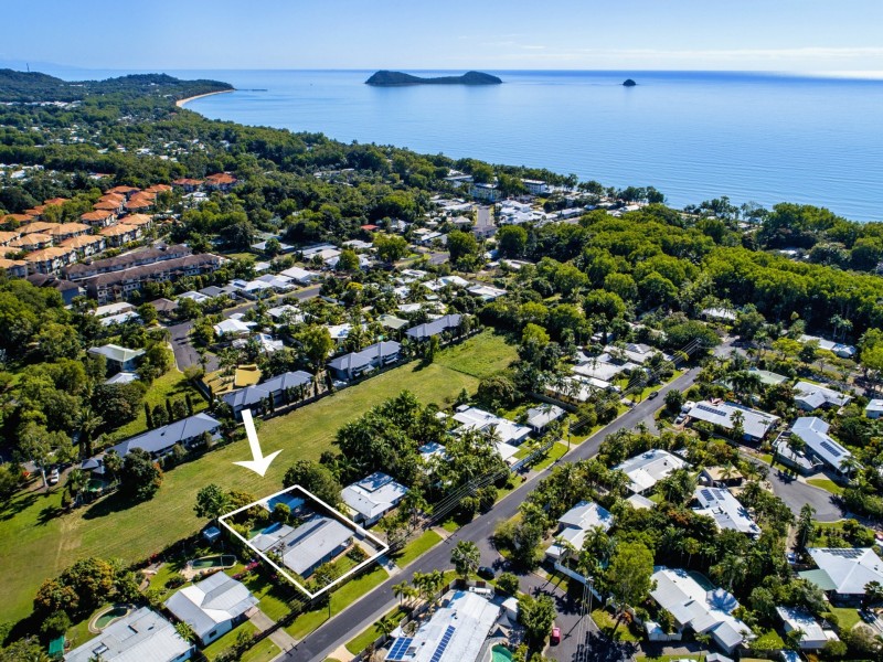 18 Baines Street, Clifton Beach QLD 4879