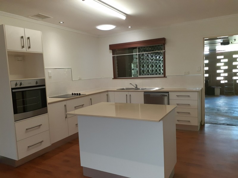 330 Gatton Street, Manunda QLD 4870