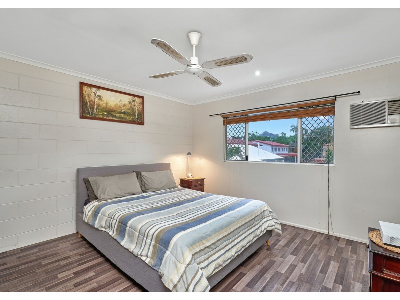 5/22-24 Fairweather Street, Yorkeys Knob QLD 4878