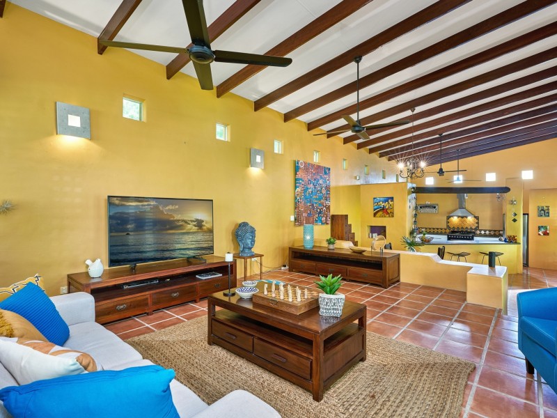 22 Lake Morris Road, Kanimbla QLD 4870