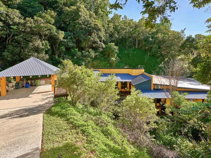 22 Lake Morris Road, Kanimbla QLD 4870