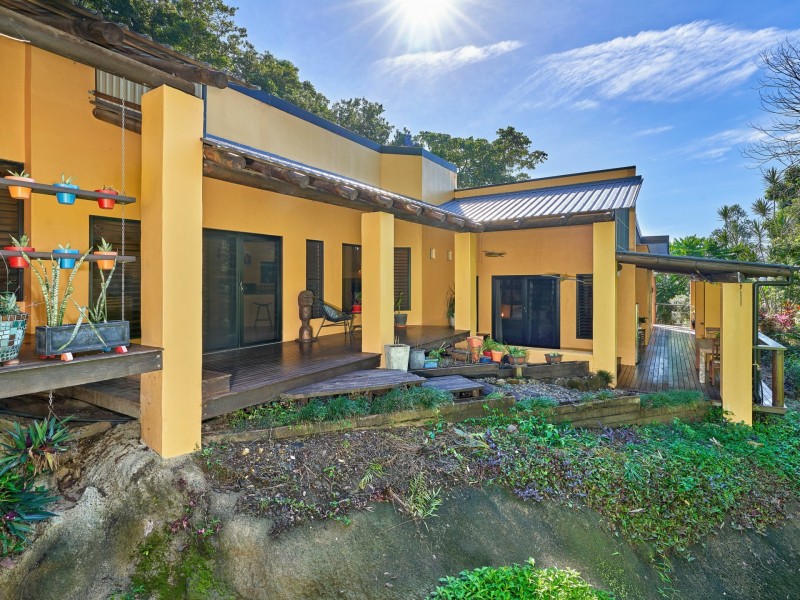 22 Lake Morris Road, Kanimbla QLD 4870