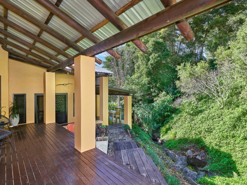 22 Lake Morris Road, Kanimbla QLD 4870