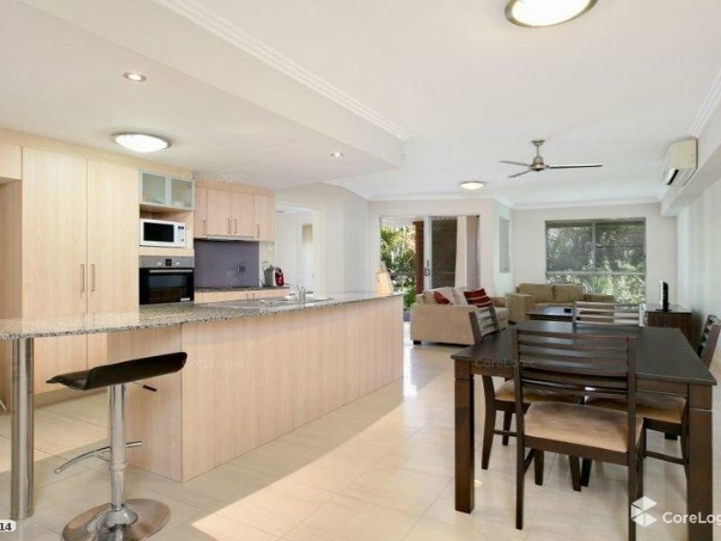 13/242 Grafton Street, Cairns North QLD 4870