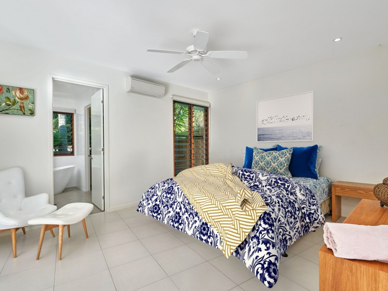 75 Cascade Boulevard, Palm Cove QLD 4879