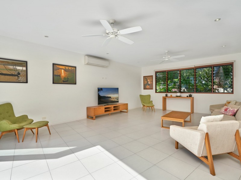 75 Cascade Boulevard, Palm Cove QLD 4879