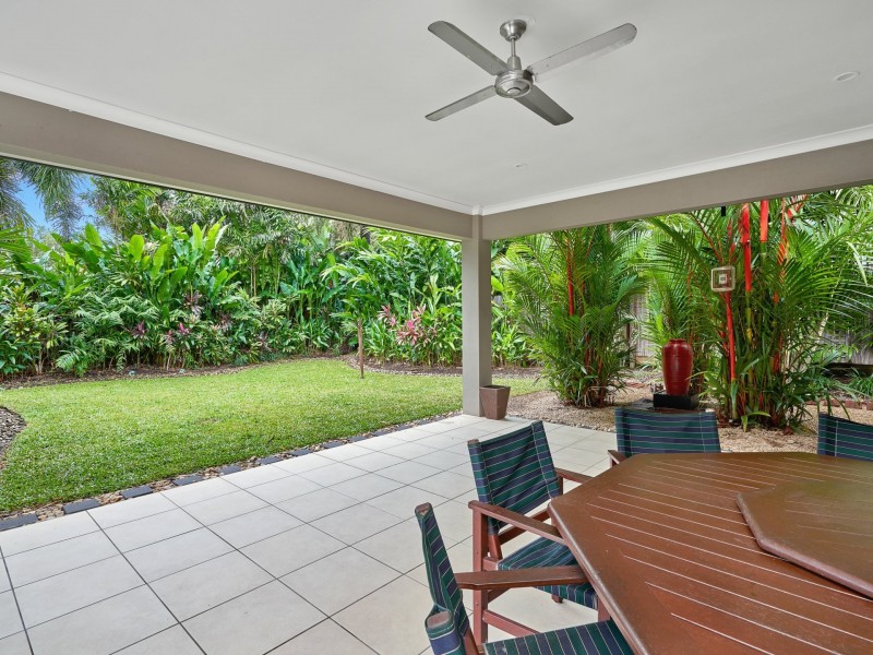 1 Megalong Close, Smithfield QLD 4878