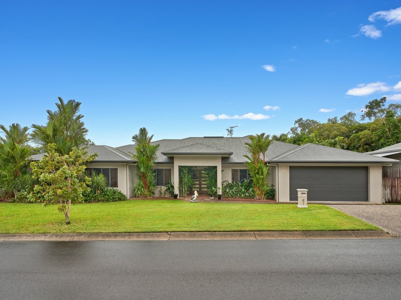 1 Megalong Close, Smithfield QLD 4878